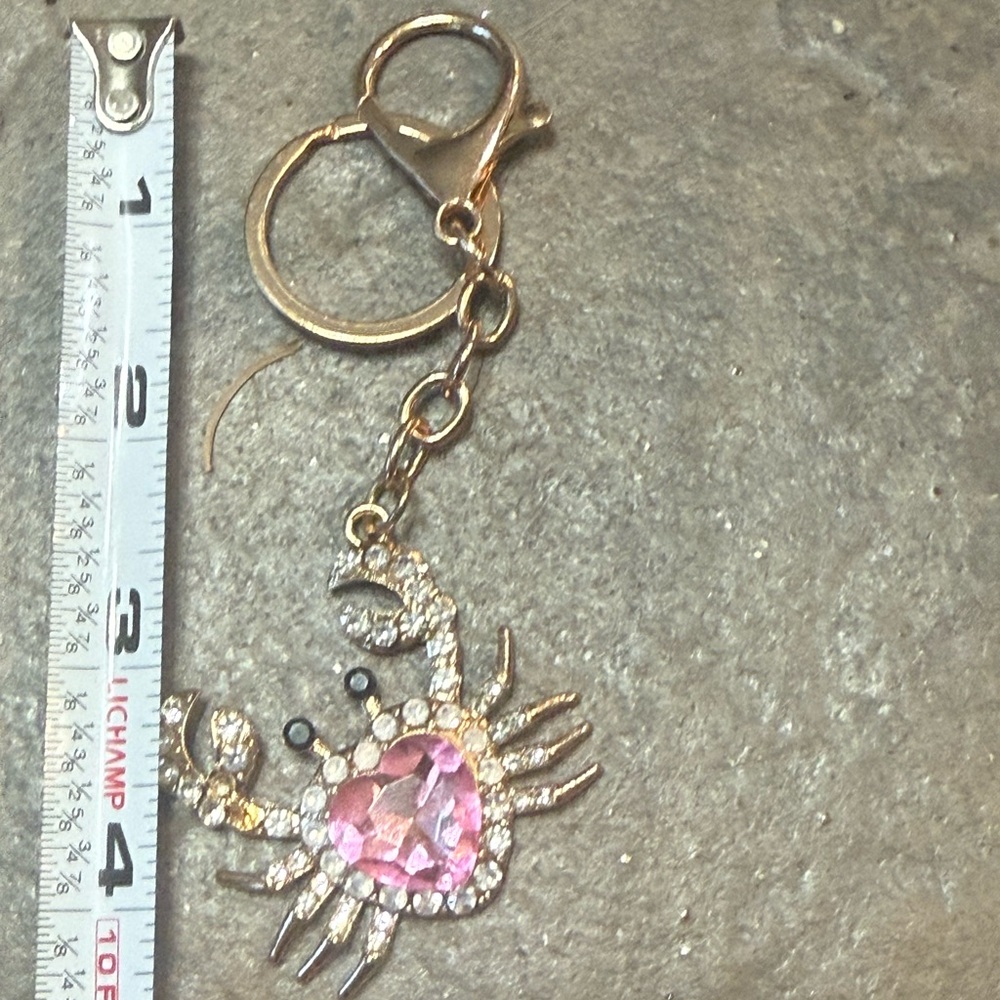 NWOT Pink Crystal Crab Keychain - Picture 6 of 6